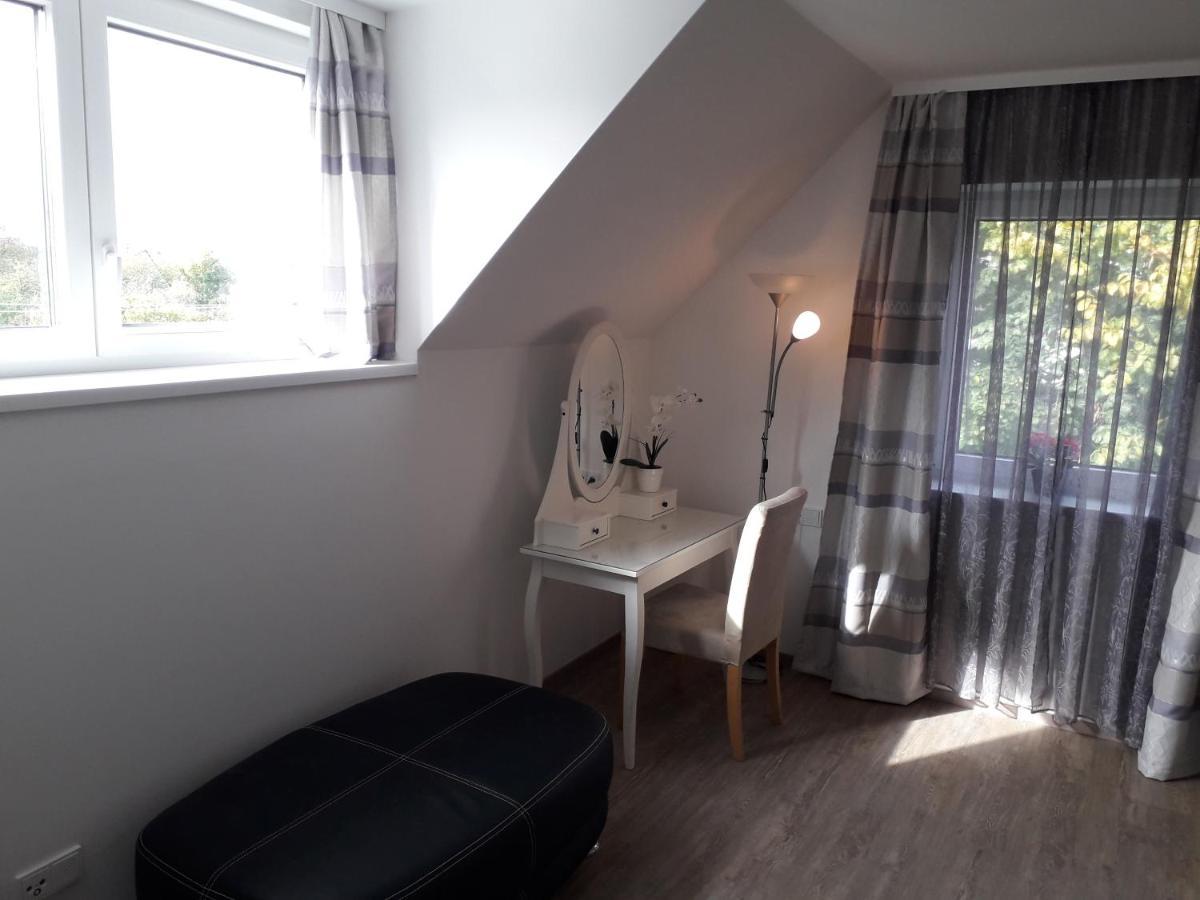 Apartment Top 3 Mit 4 Betten Bestrooms Eu Steyr Exterior foto